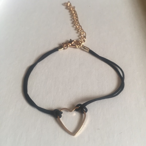 3 Piece Bow and Heart Bracelet Set - Picture 4 of 7